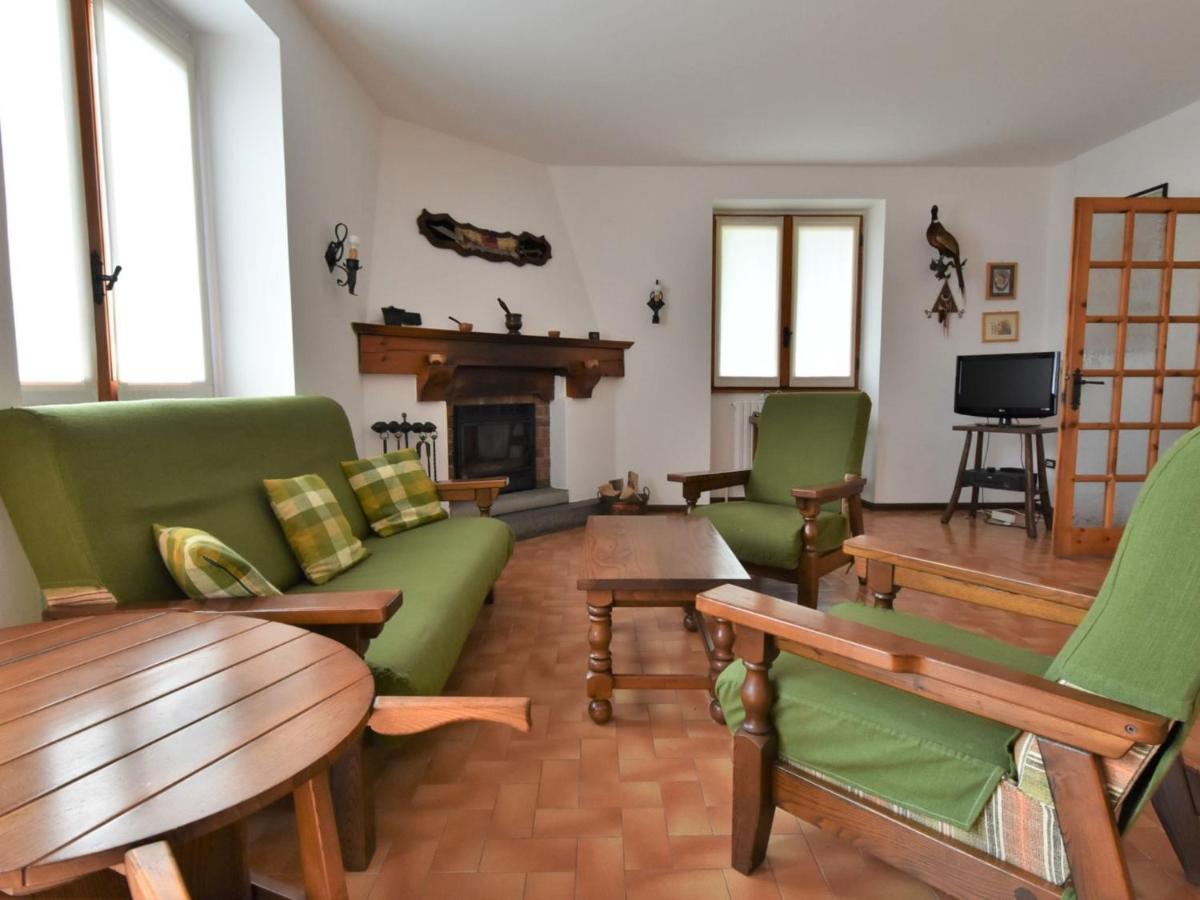 Chalet Chalet Elda by Interhome - Housity