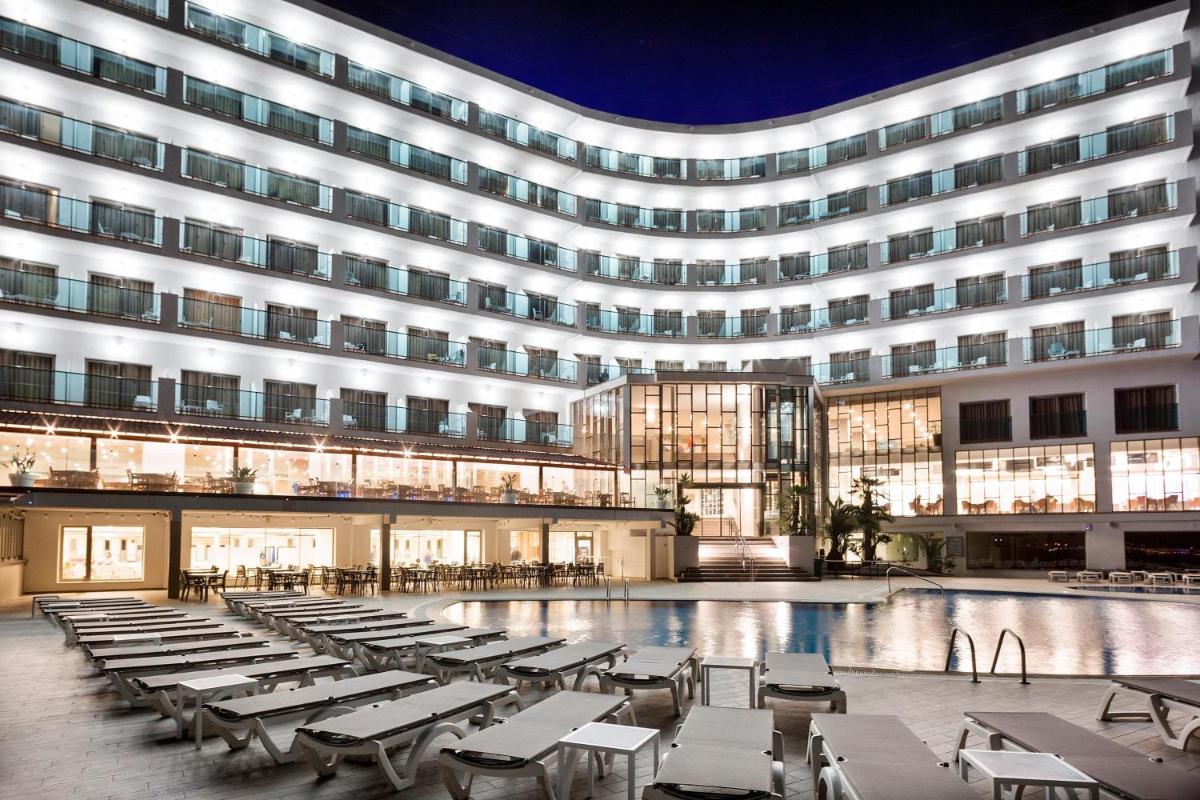 Piscina en o cerca de Hotel Best Negresco