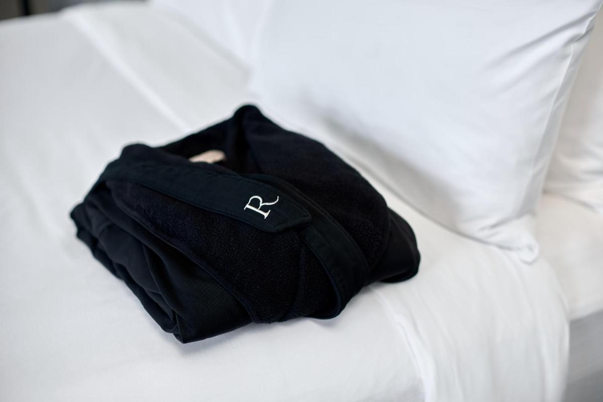 Suitetrails - The Worthington Renaissance Fort Worth Hotel