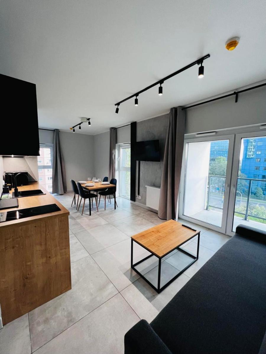 Property Apart – Legnicka Business Center - Housity