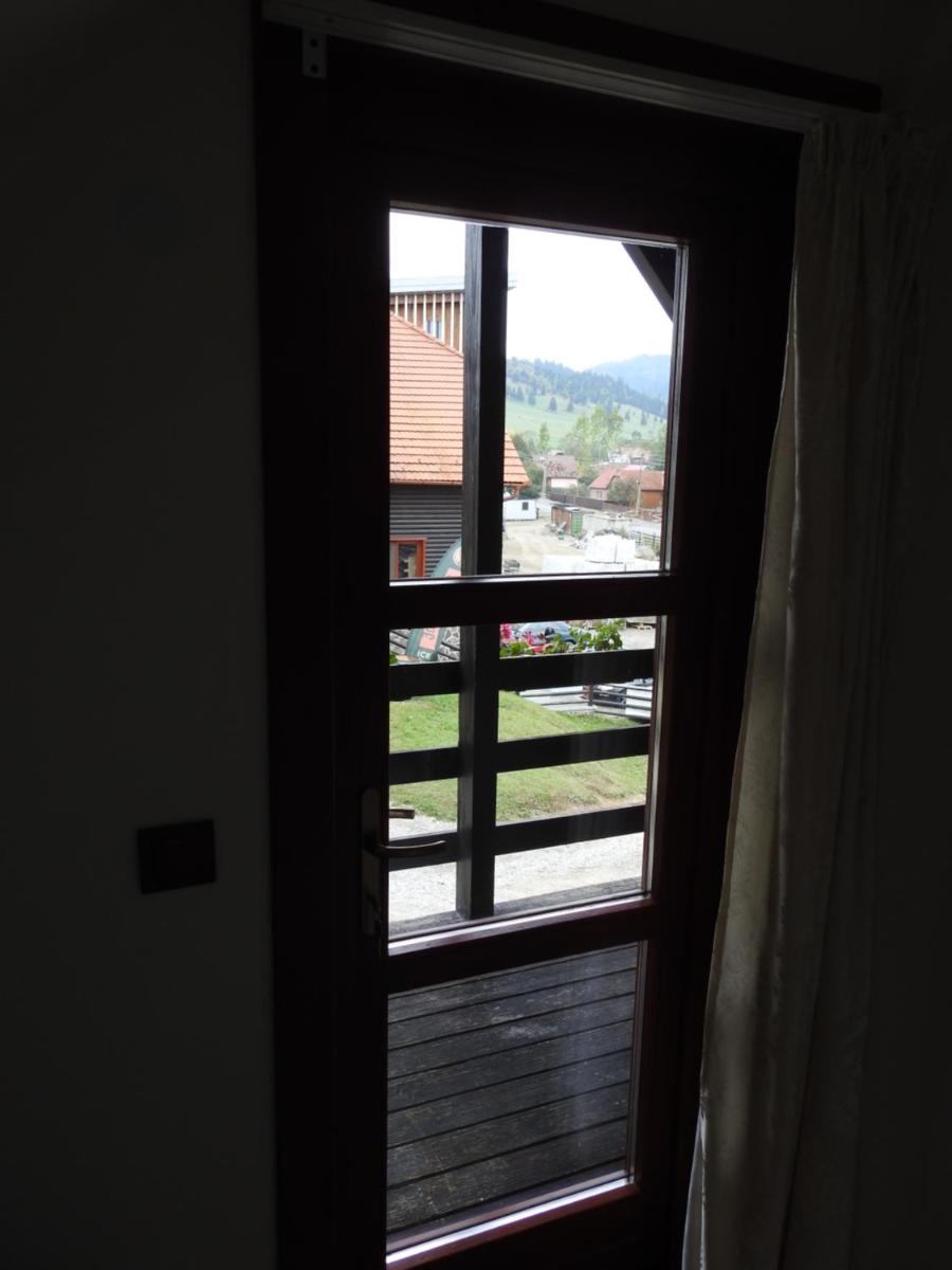 Skigyimes Guesthouse - Housity