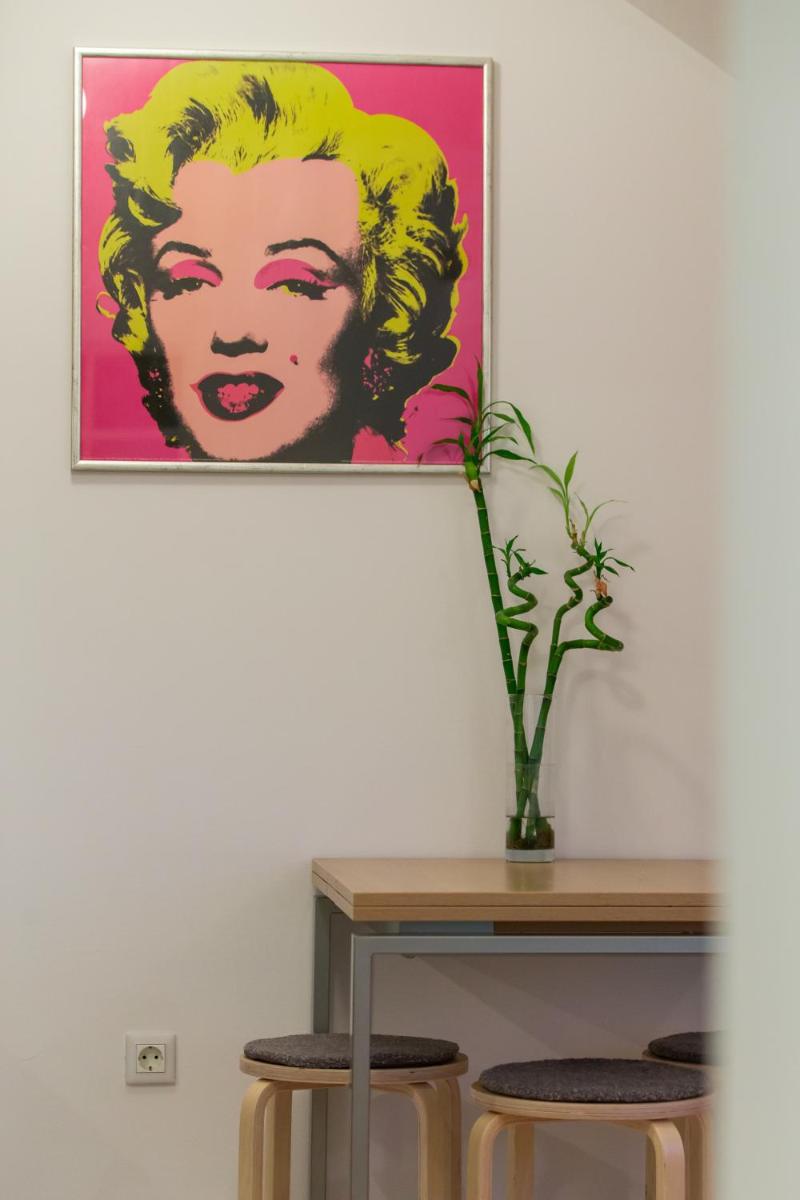 Suitetrails - Miss. Monroe Apartment