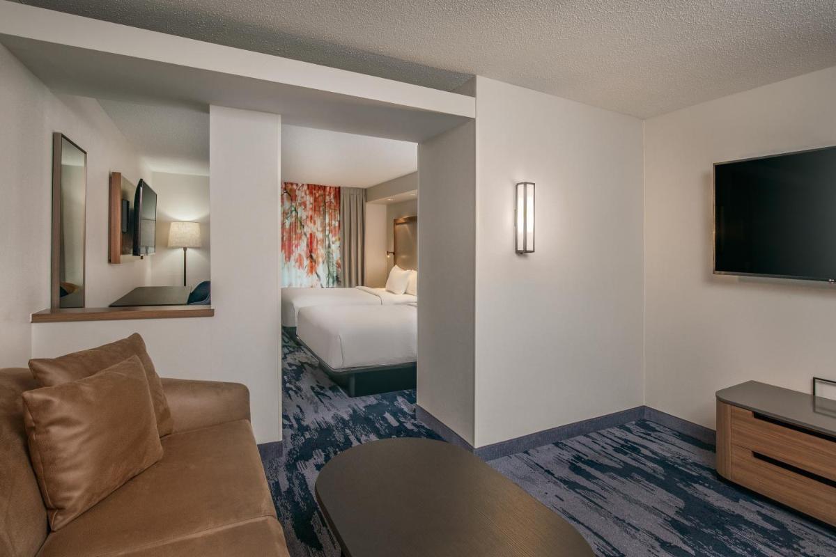 Fairfield Inn & Suites by Marriott Brunswick Freeport - Housity