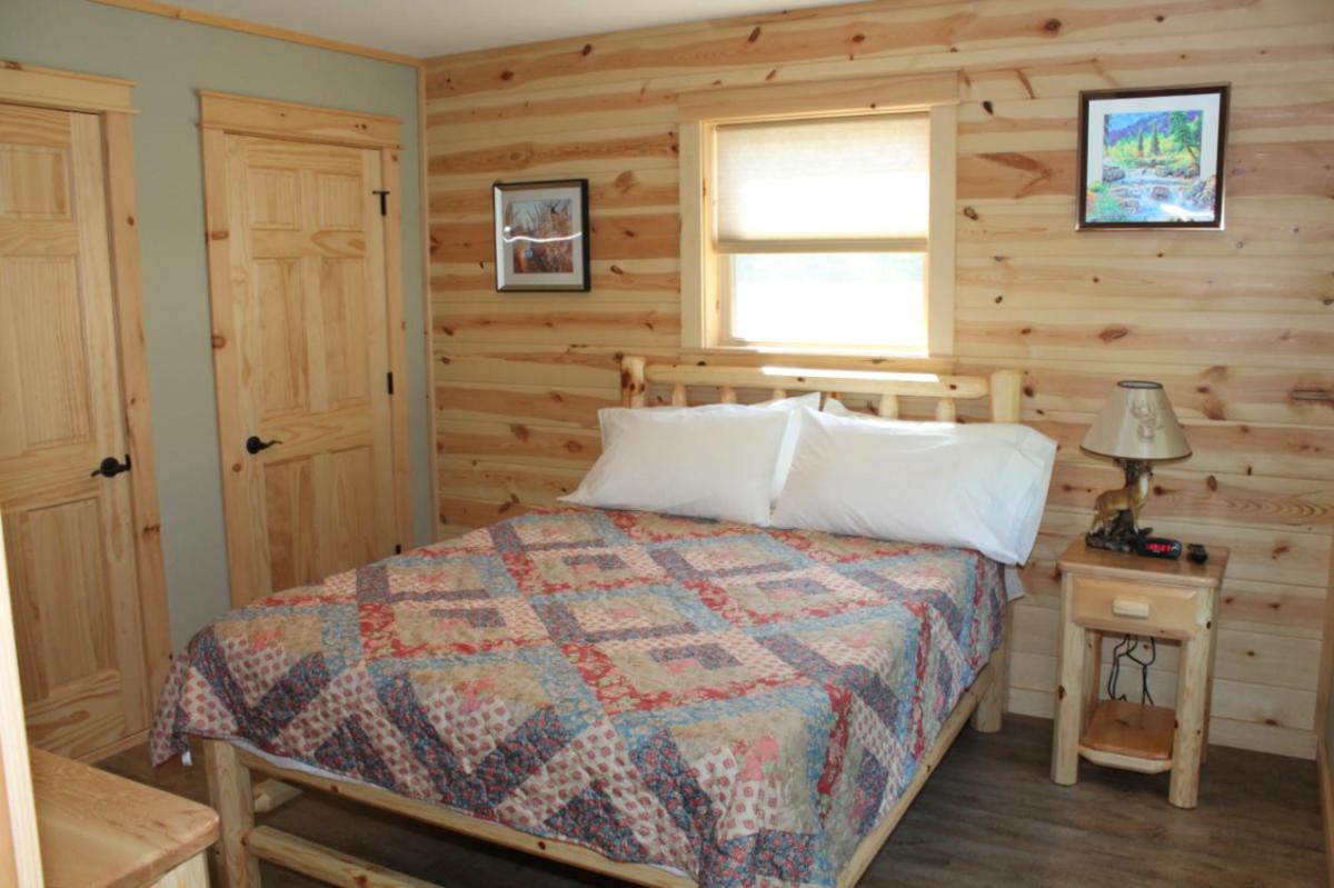 Vista Lodge Benton PA near Ricketts Glen State Park - Housity