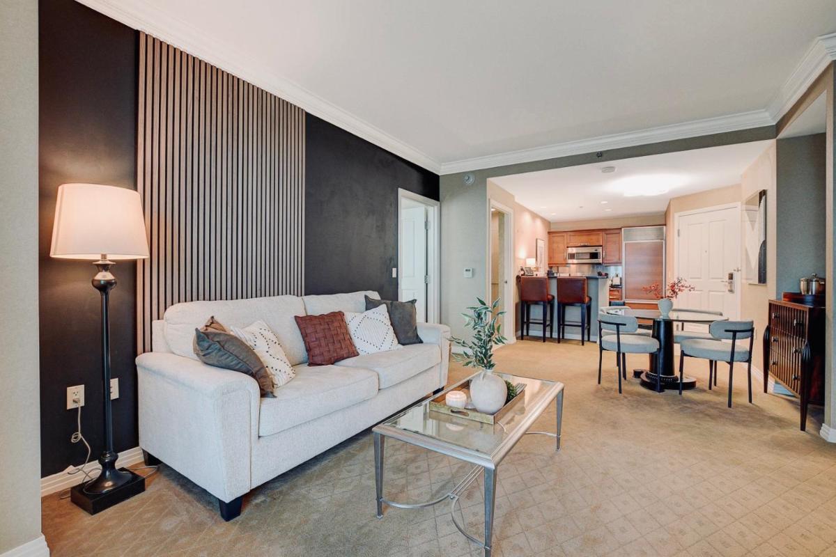 MGM Signature PREMIUM 1 BD/2BTH SUITE *City View - Housity