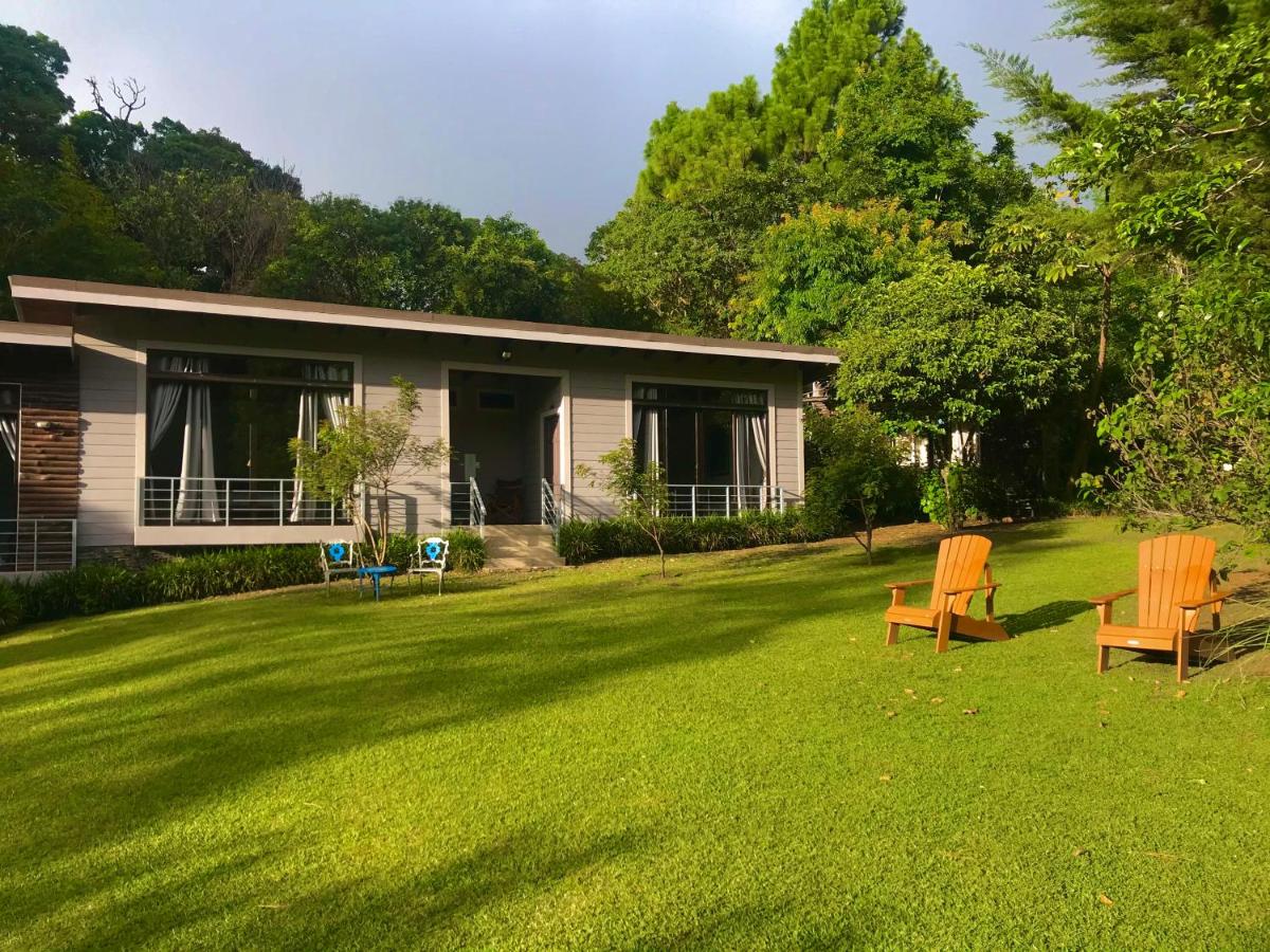 YerbaBuena Modern Stay in the Cloud Forest - Housity