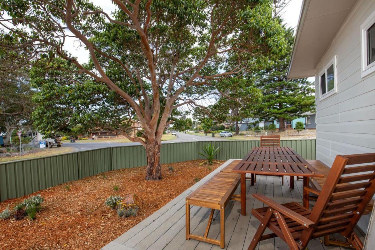 Watts Haus Pet Friendly 5 Mins Walk to Beach - Housity
