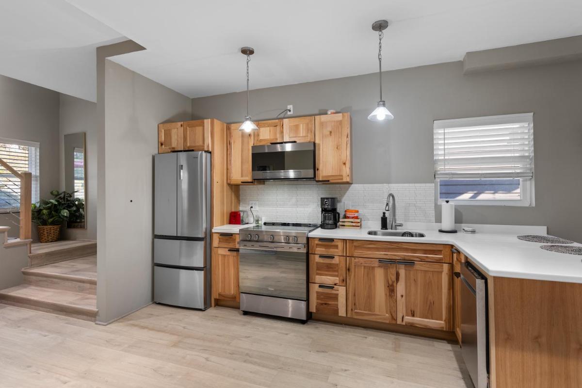 Modern Home &Cozy - Housity