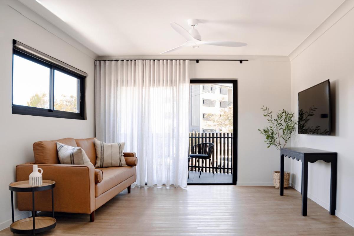 Motel Caloundra - Housity