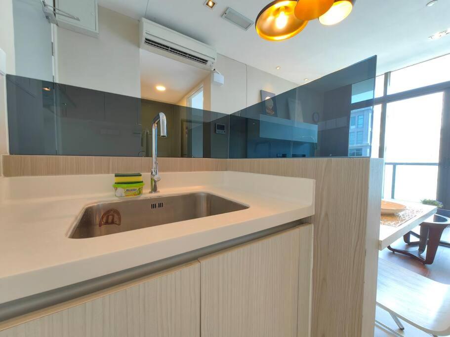 Beside IMAGO CITY CENTRE Soho Private Room by WJ Homestay - Housity