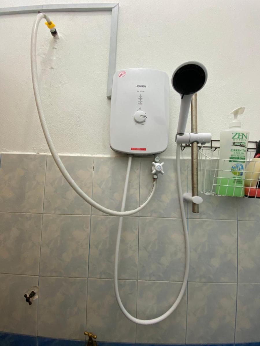Homestay Taman Maktab Pengkalan Chepa - Housity