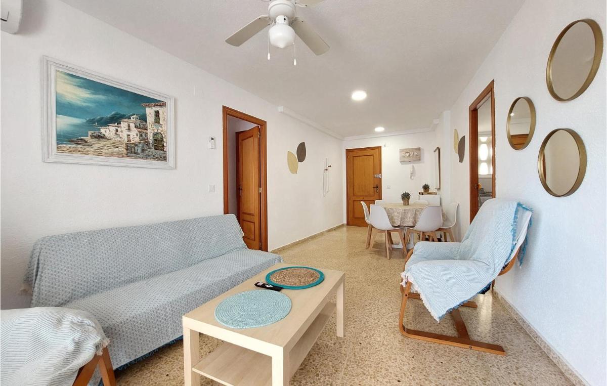 Gorgeous Apartment In Grau I Platja With Wifi - Housity