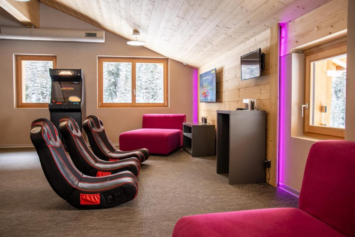 SWISSPEAK Resorts Zinal - Housity