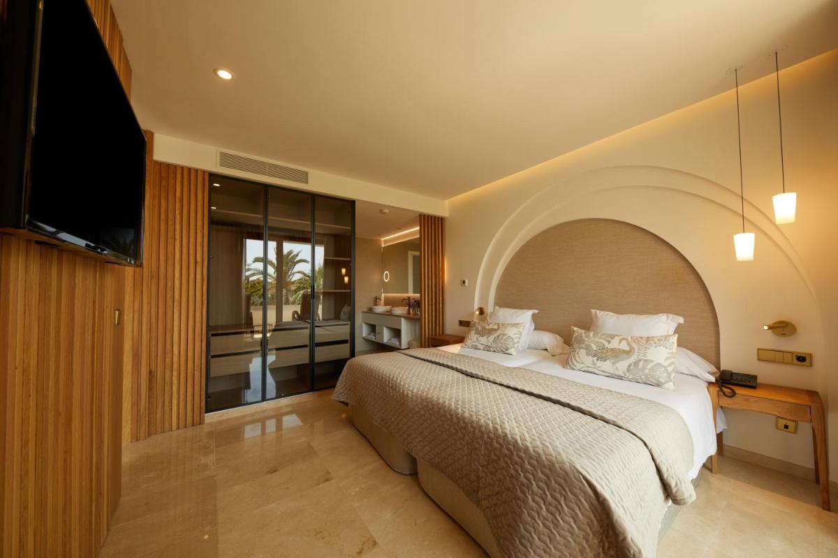 Cama o camas de una habitación en Hotel Son Caliu Spa Oasis