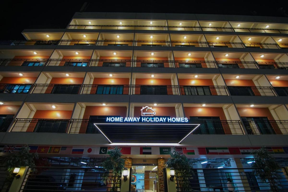 Home Away Holiday Homes - Housity