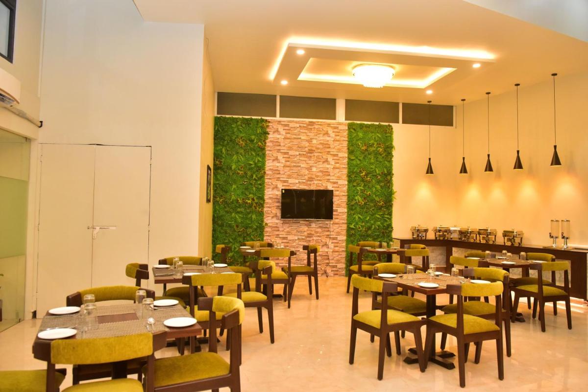 Hotel Royal Altis - Housity