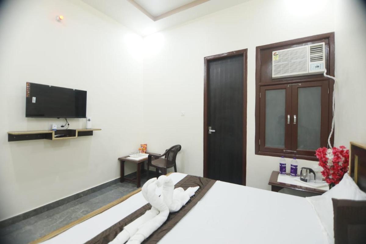 Vraj Nivas - Housity