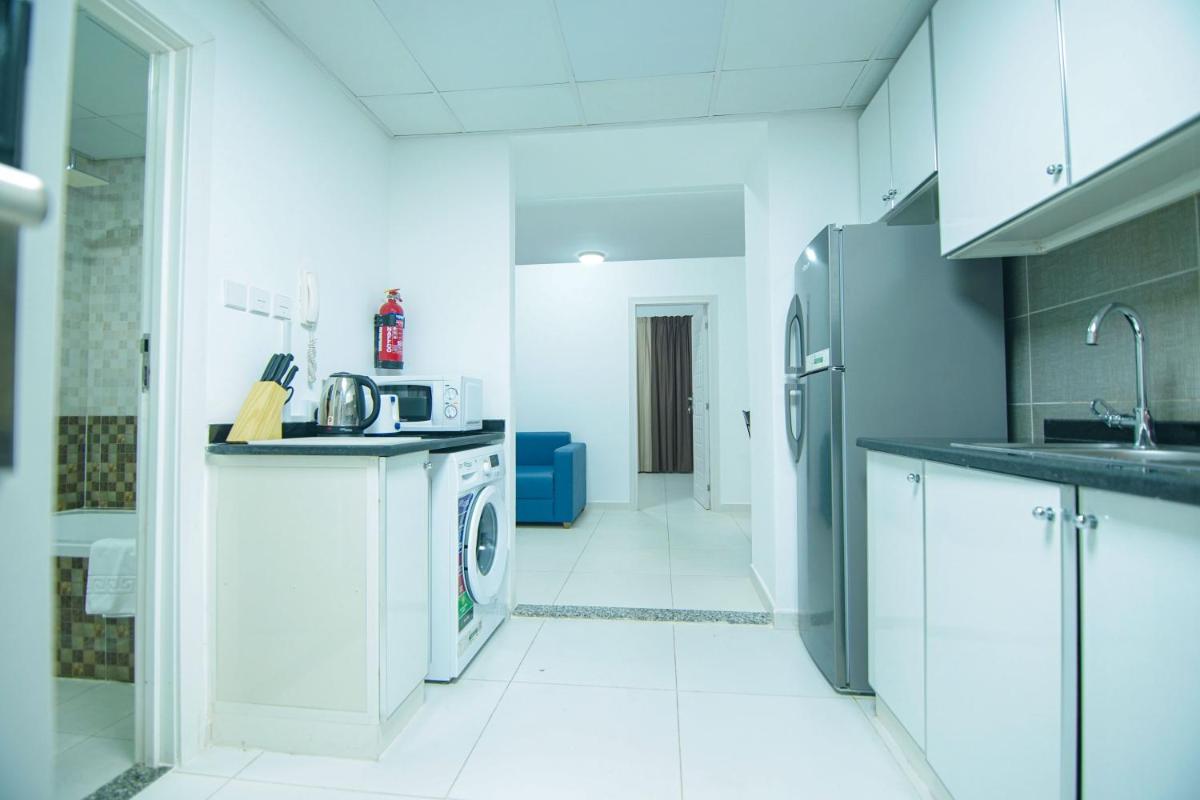 Home Away Holiday Homes - Housity