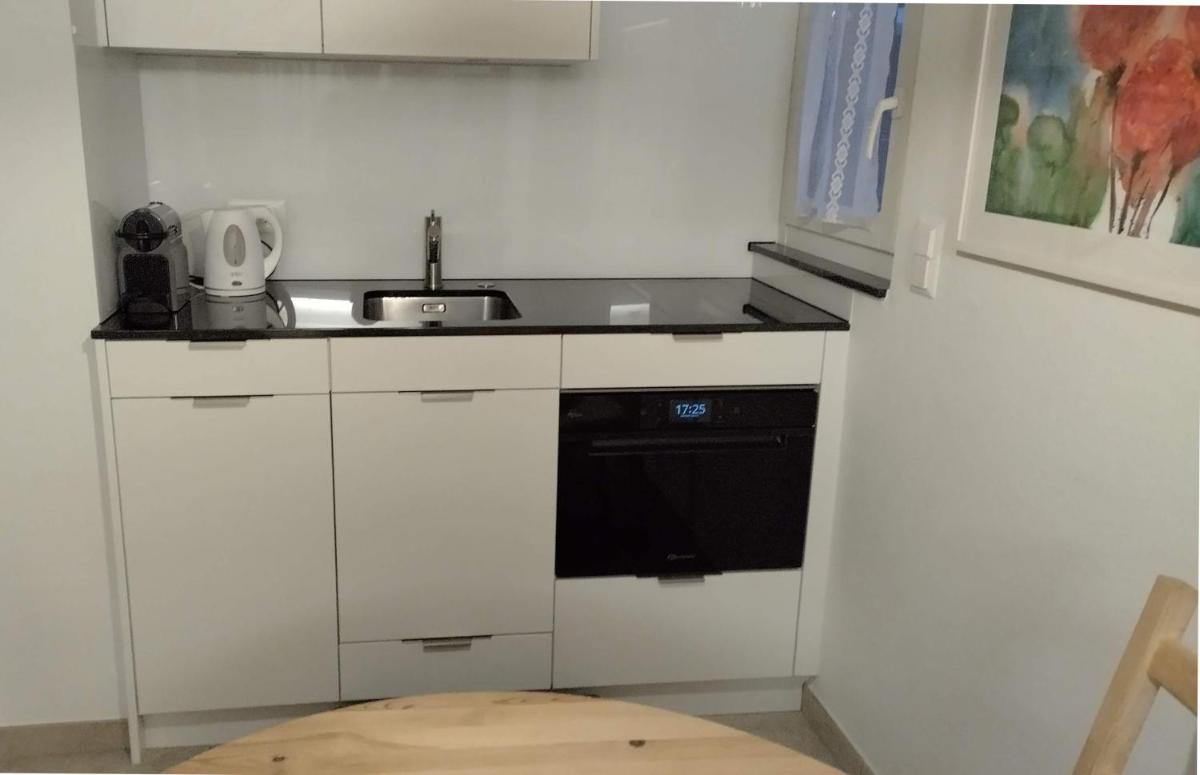 Paradies 104 - Housity