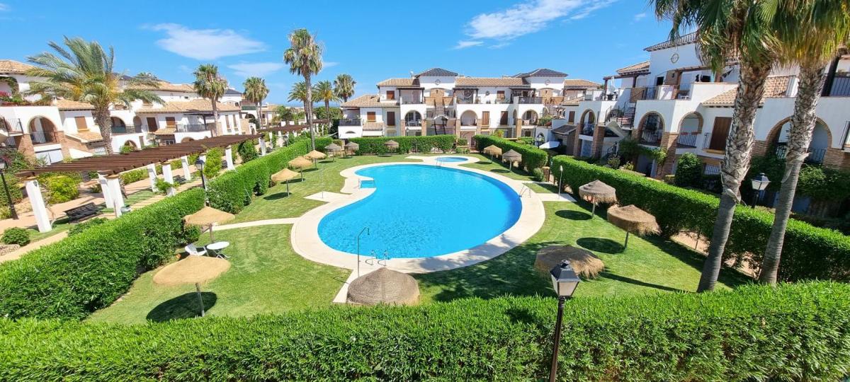 Homes of Spain, Al Andalus Residencial L Apartamento primera planta, WIFI - Housity