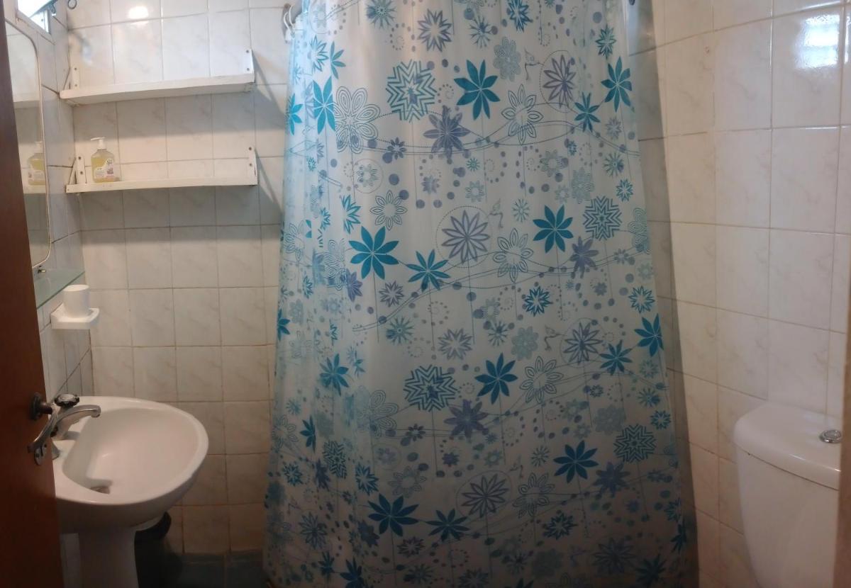 Posada "Doña Lucia" Para 3 Personas COCHERA PRIVADA GRATIS - Housity