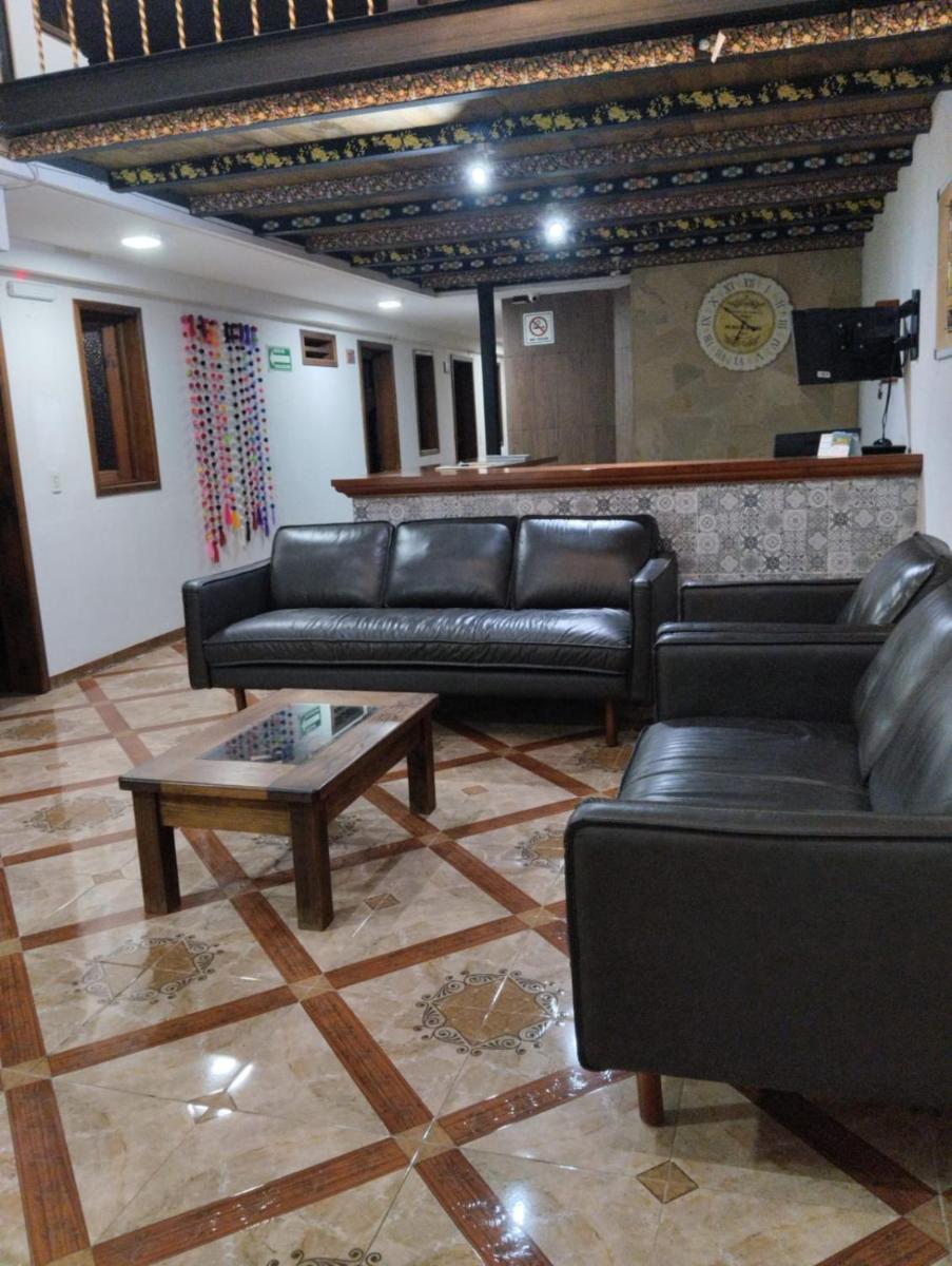 Hotel Lya - Housity