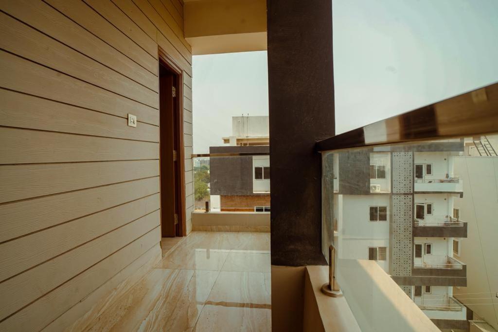 Suitetrails - SuperStay Service Apartments