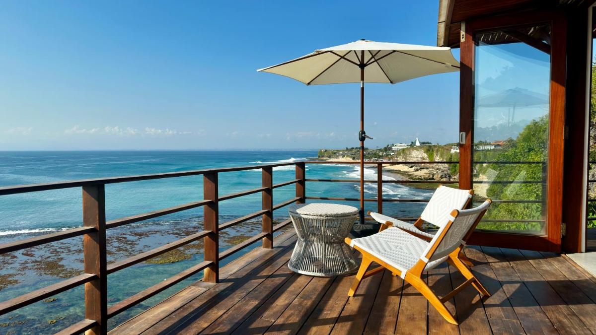 Bingin High Tide - Housity