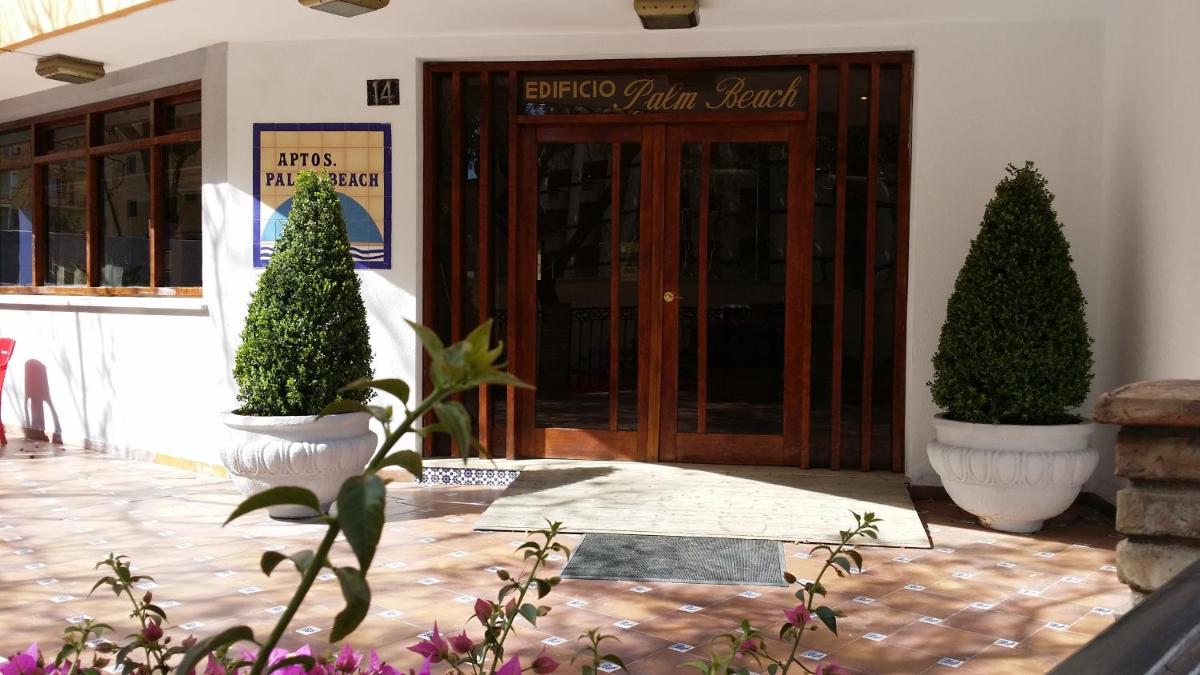 Palm Beach Club Apartamentos Carihuela - Housity