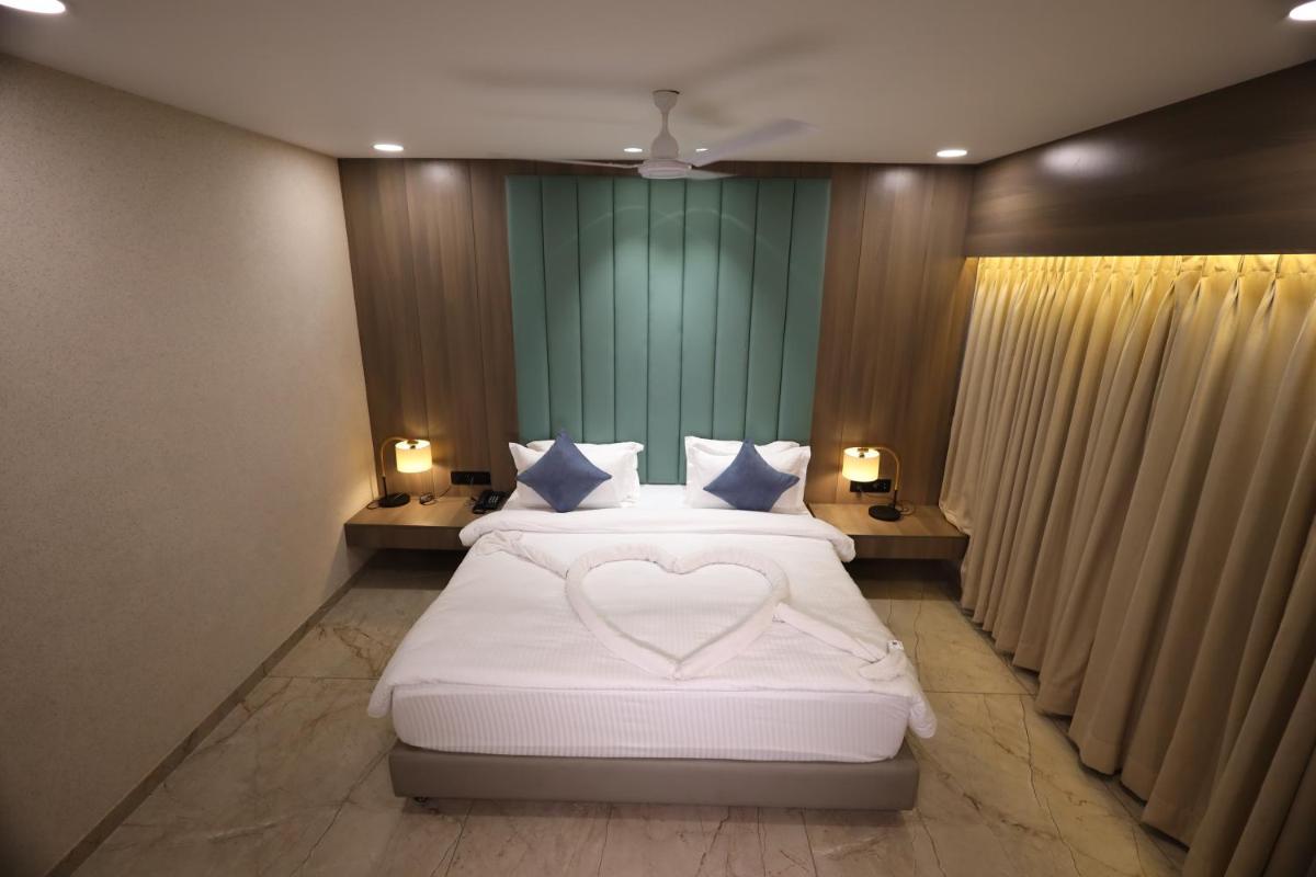 Lords Eco Inn Navsari - Housity
