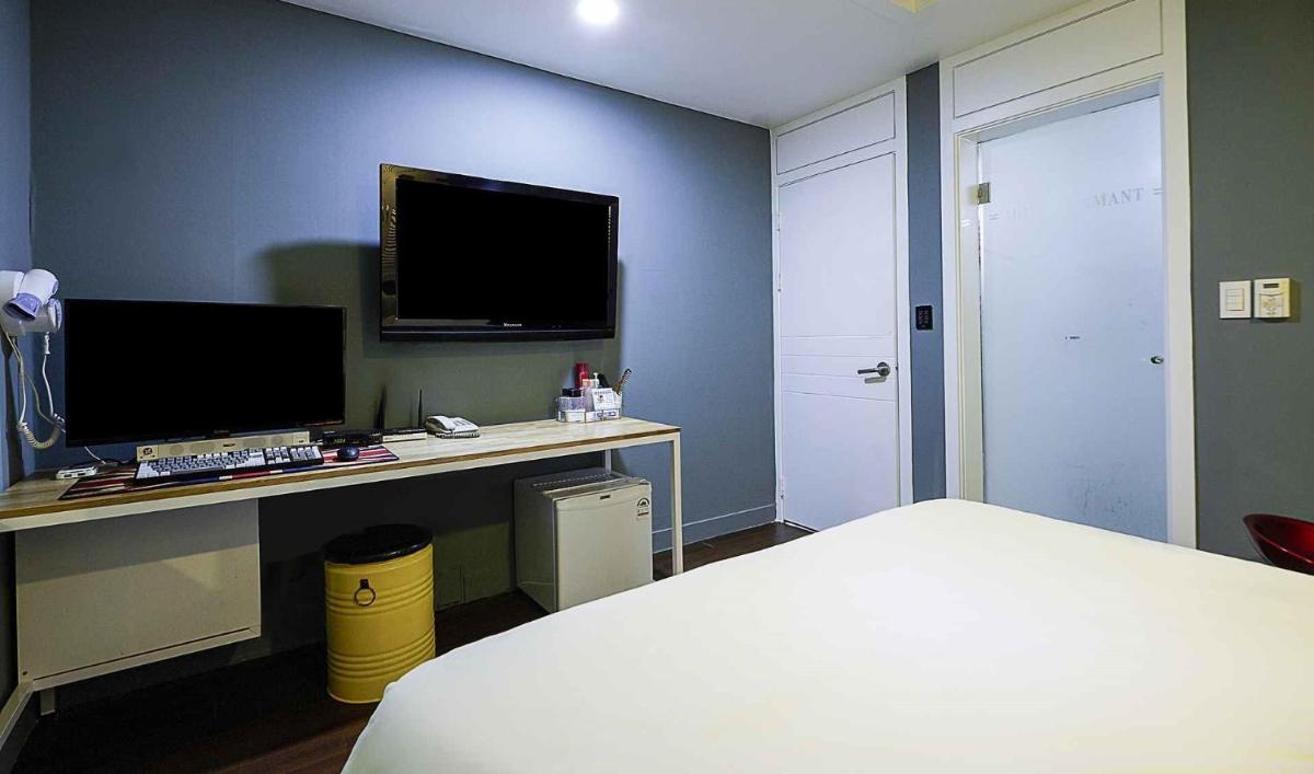 Motel Lamant - Housity