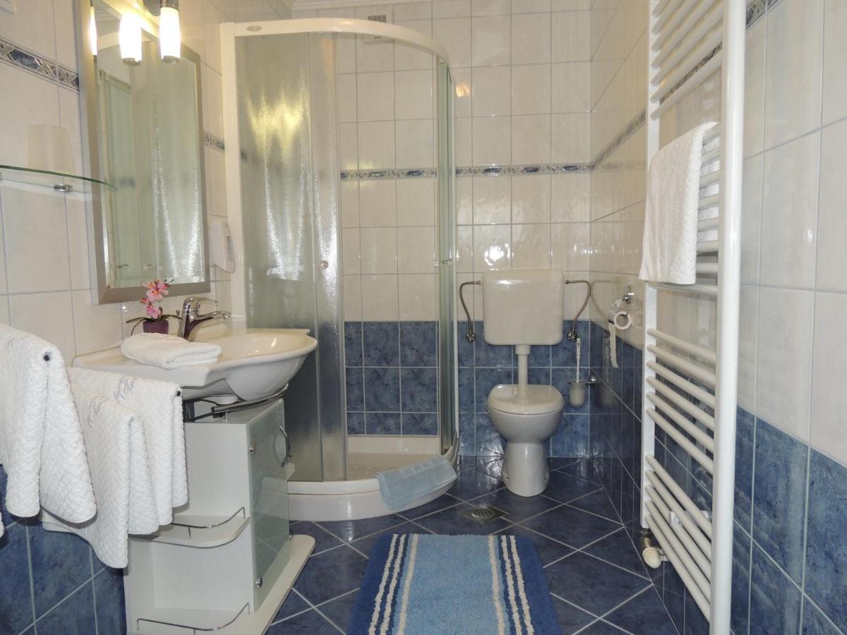 Apartments and Rooms Tavcar - Housity