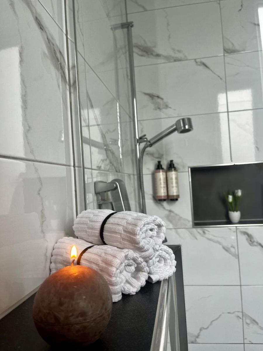 Swiss Plus Hotel - Housity