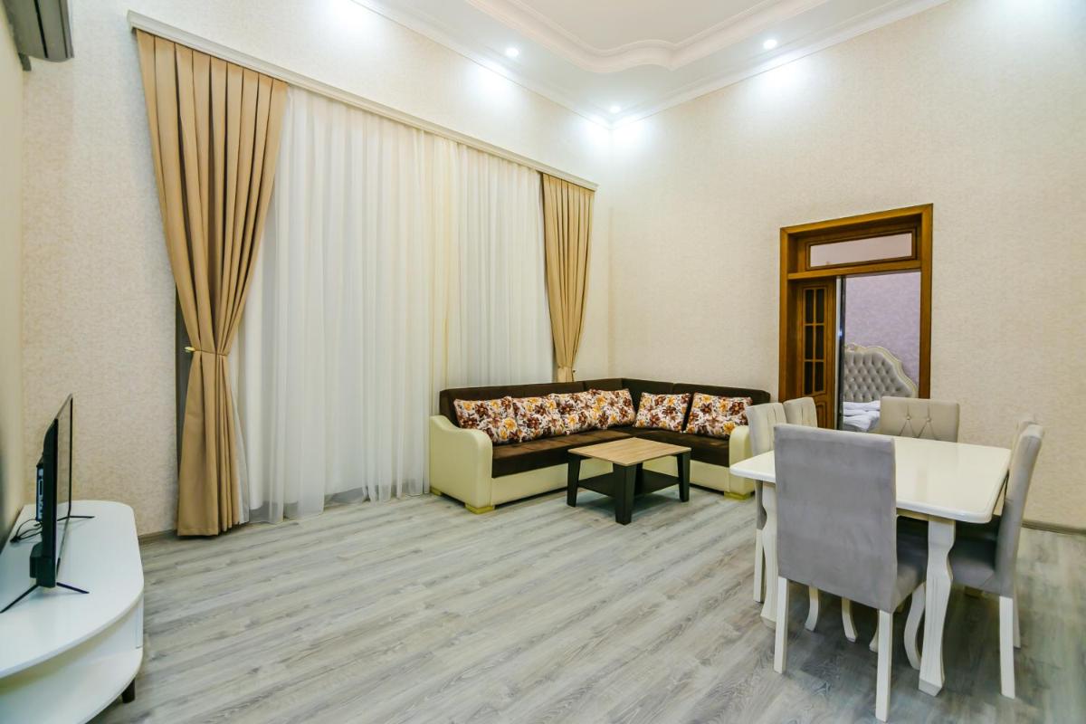 Luxury House by Zoom Travel - Housity