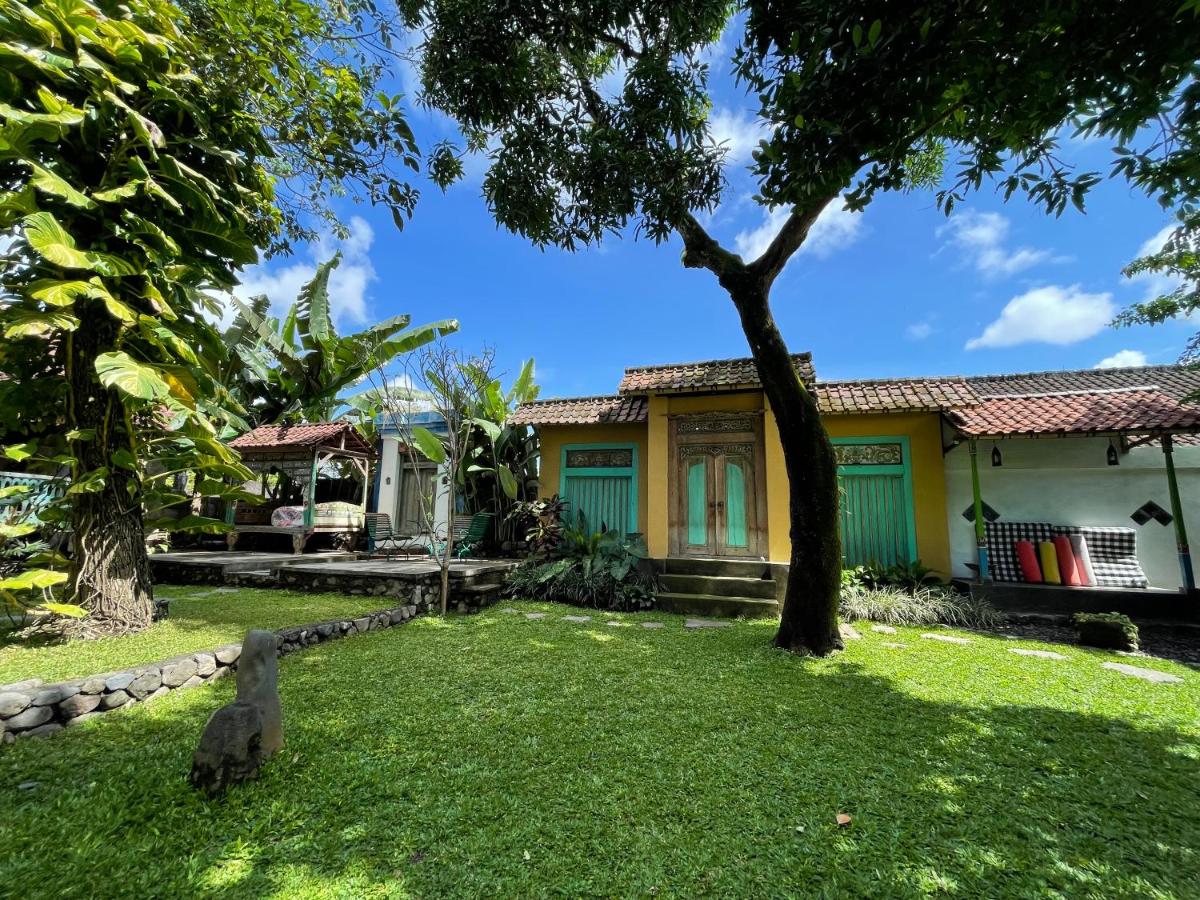Oemah Gebagan 78 Akasha Room B&B - Housity