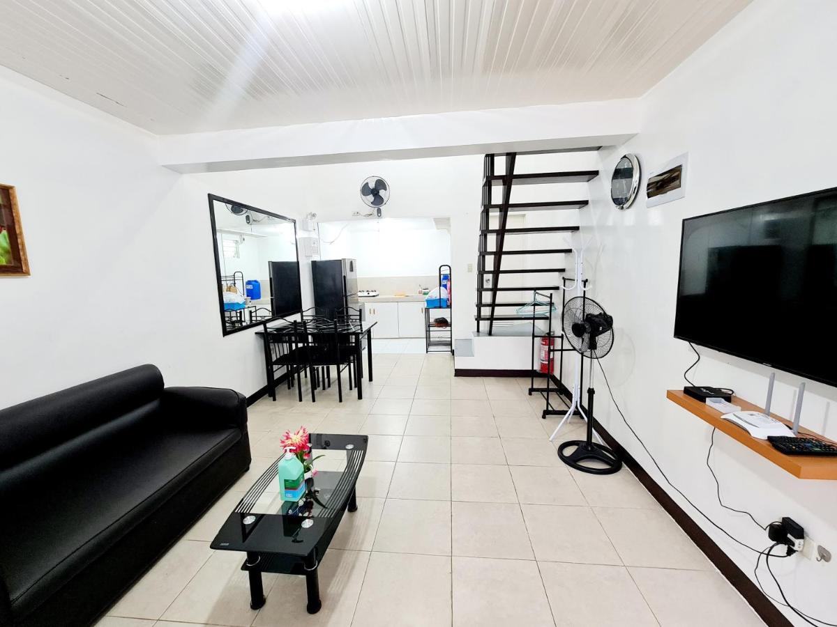 Calapan City Cheapest House Transient Guest Rental L39 - Housity
