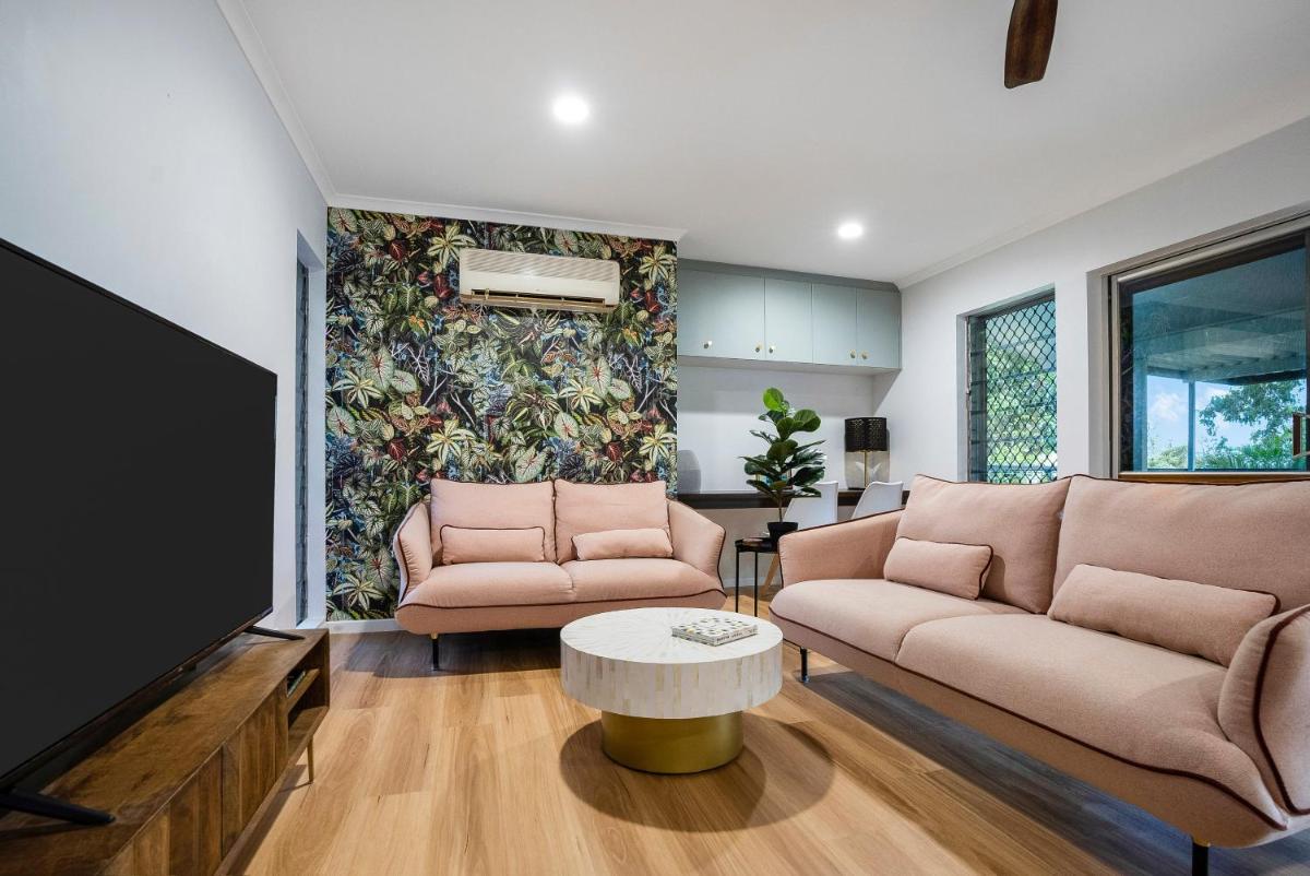 Deco View Family Oasis in Cairns - Housity