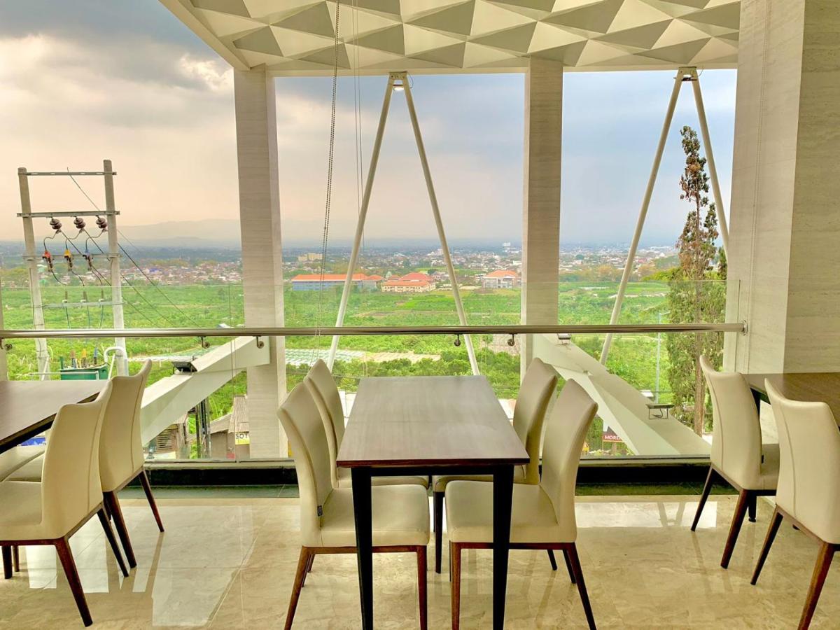 Sinergi Hotel & Villa - Housity