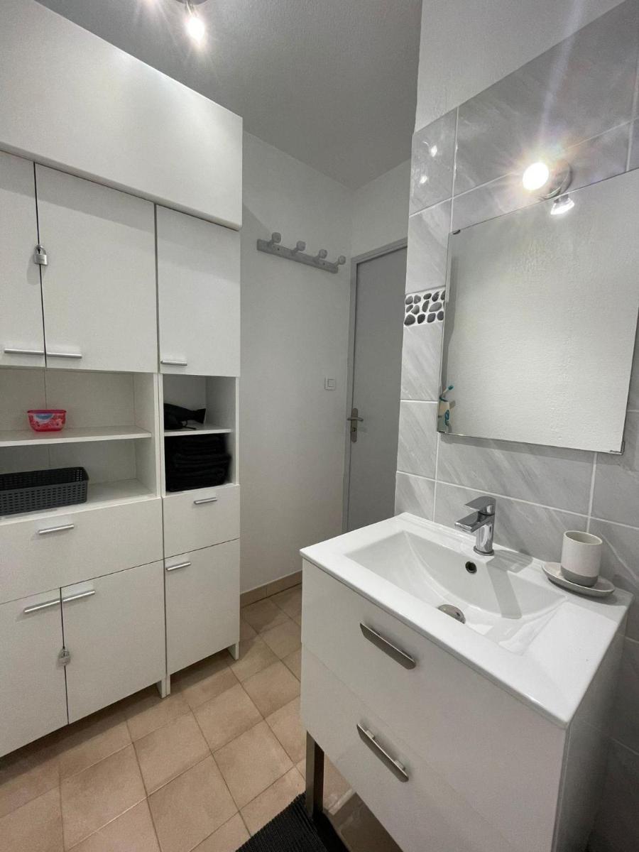 Appartement T2 46m2 avec grande terrasse - Housity