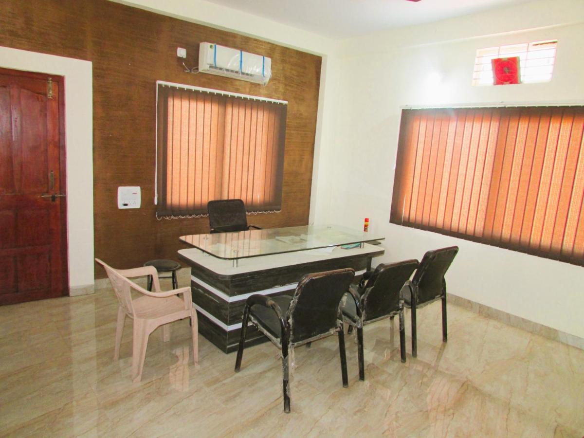 Hotel Celebration Green - Housity