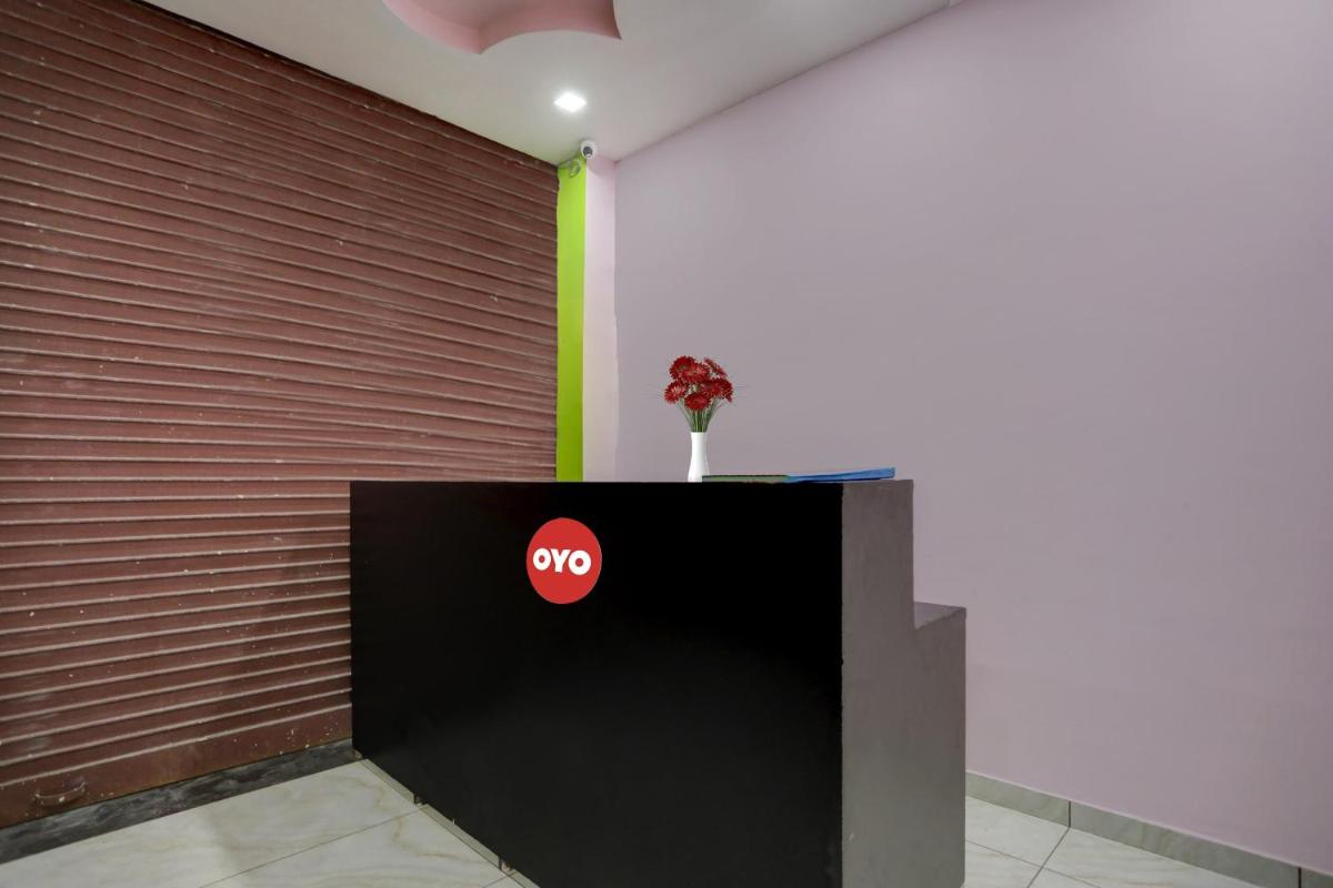 Flagship D S Guest House Near Setelite Bus Stand - Housity