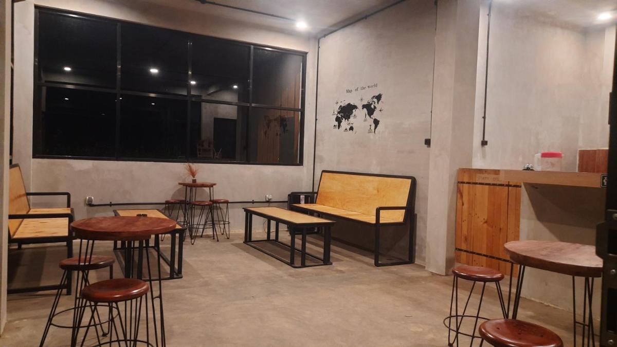 Bromo Dormitory & Camp - Housity