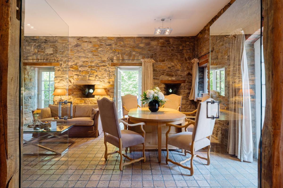 Schlosshotel Hugenpoet - Housity