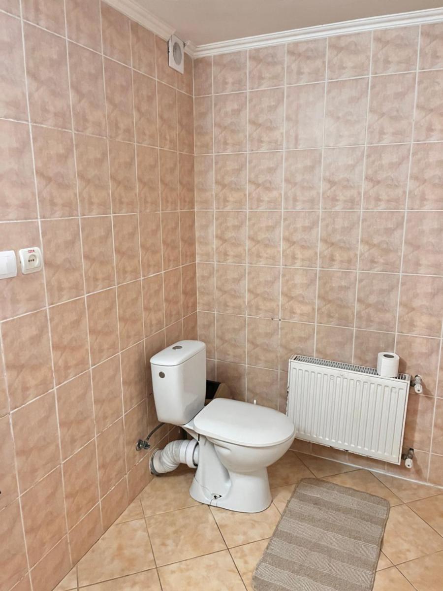 Mala Praha - Housity