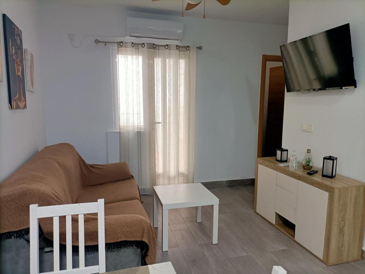 La Cubana II con Aire Acondicionado - Housity