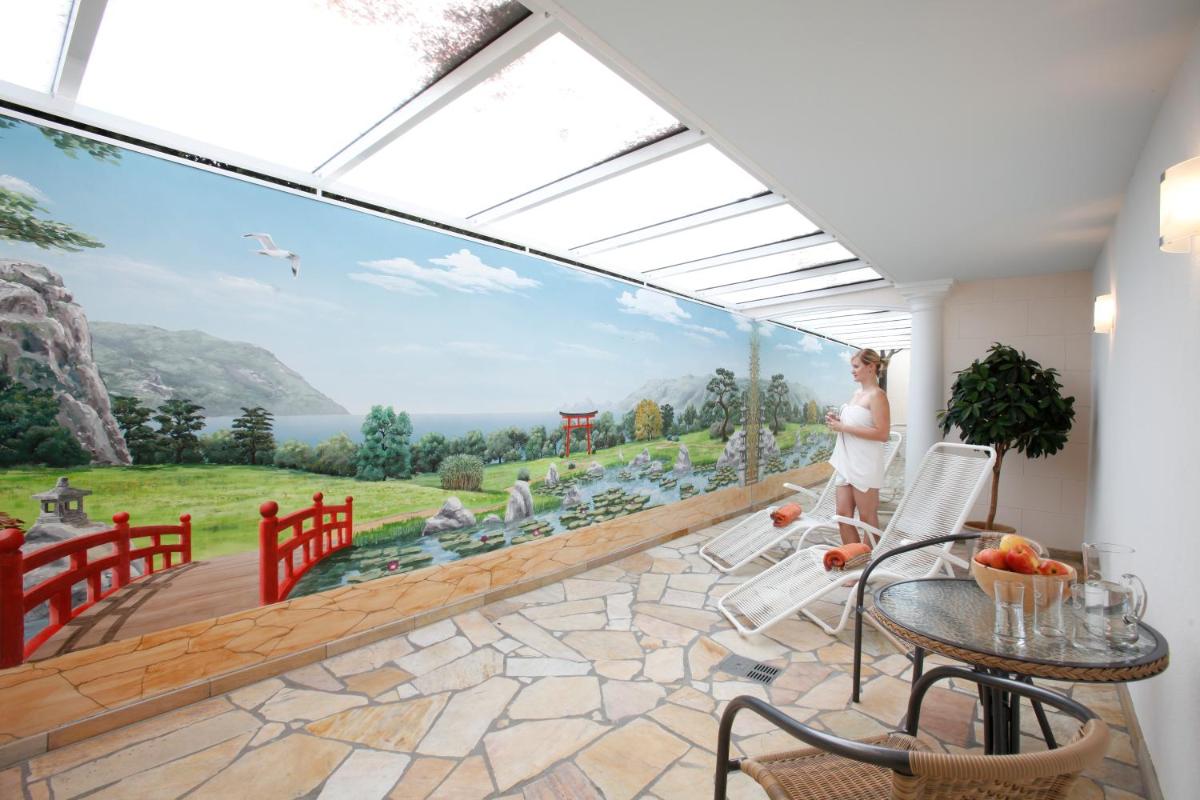 Landhotel Sonnenhalde - Housity