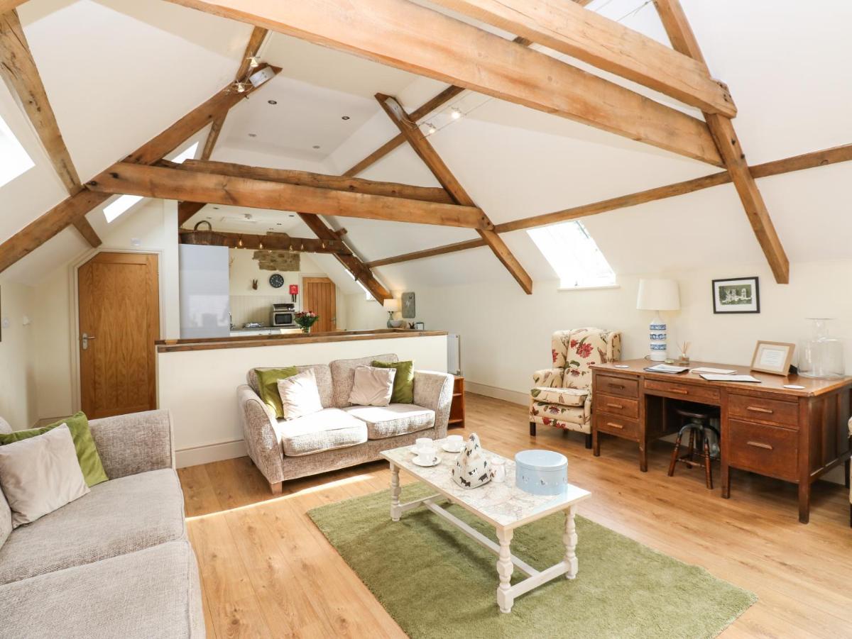 Cross Cottage - Housity