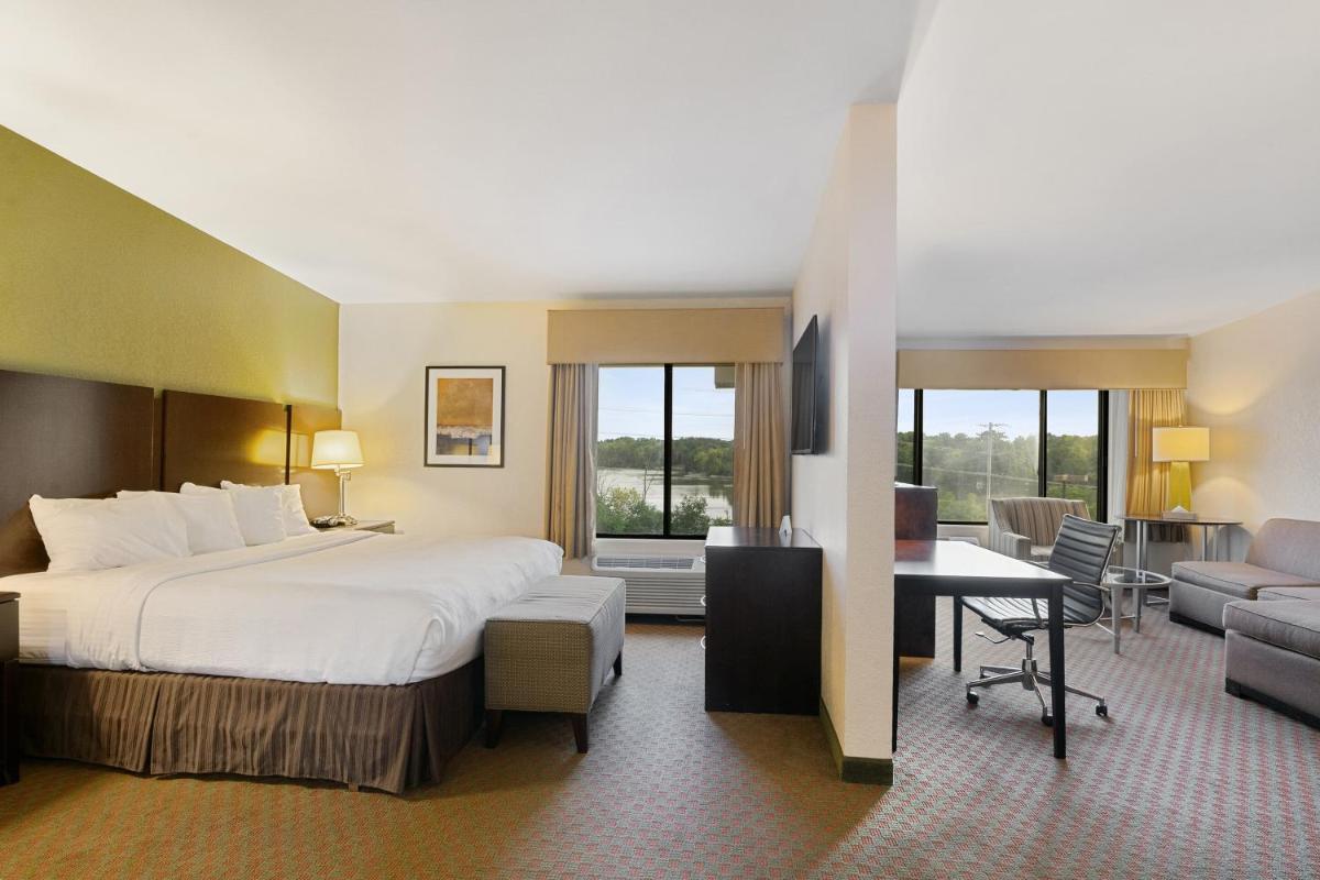 Antioch Hotel & Suites - Housity