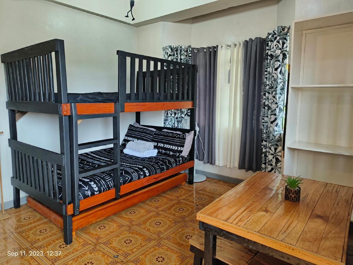 Studio Unit with Own Cr & Kitchen - Unit 303 - Housity