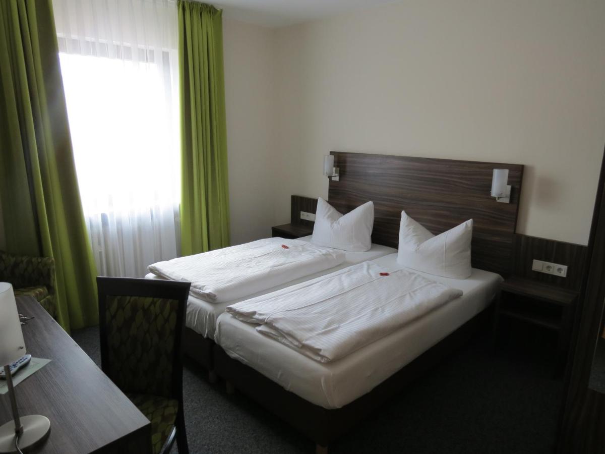 Hotel-Restaurant Zum Stern - Housity